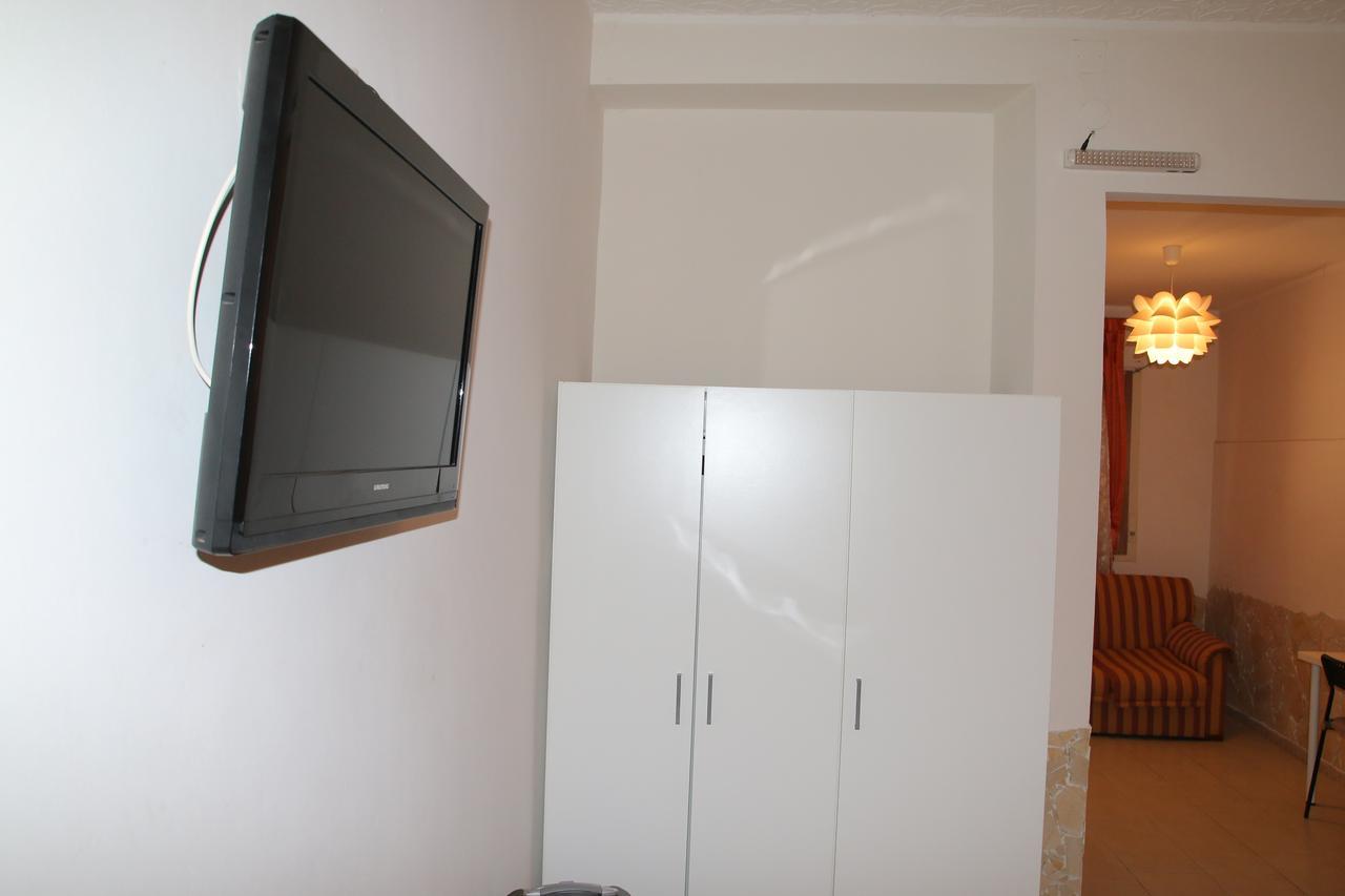 B&B Mascagni CTA Exterior photo